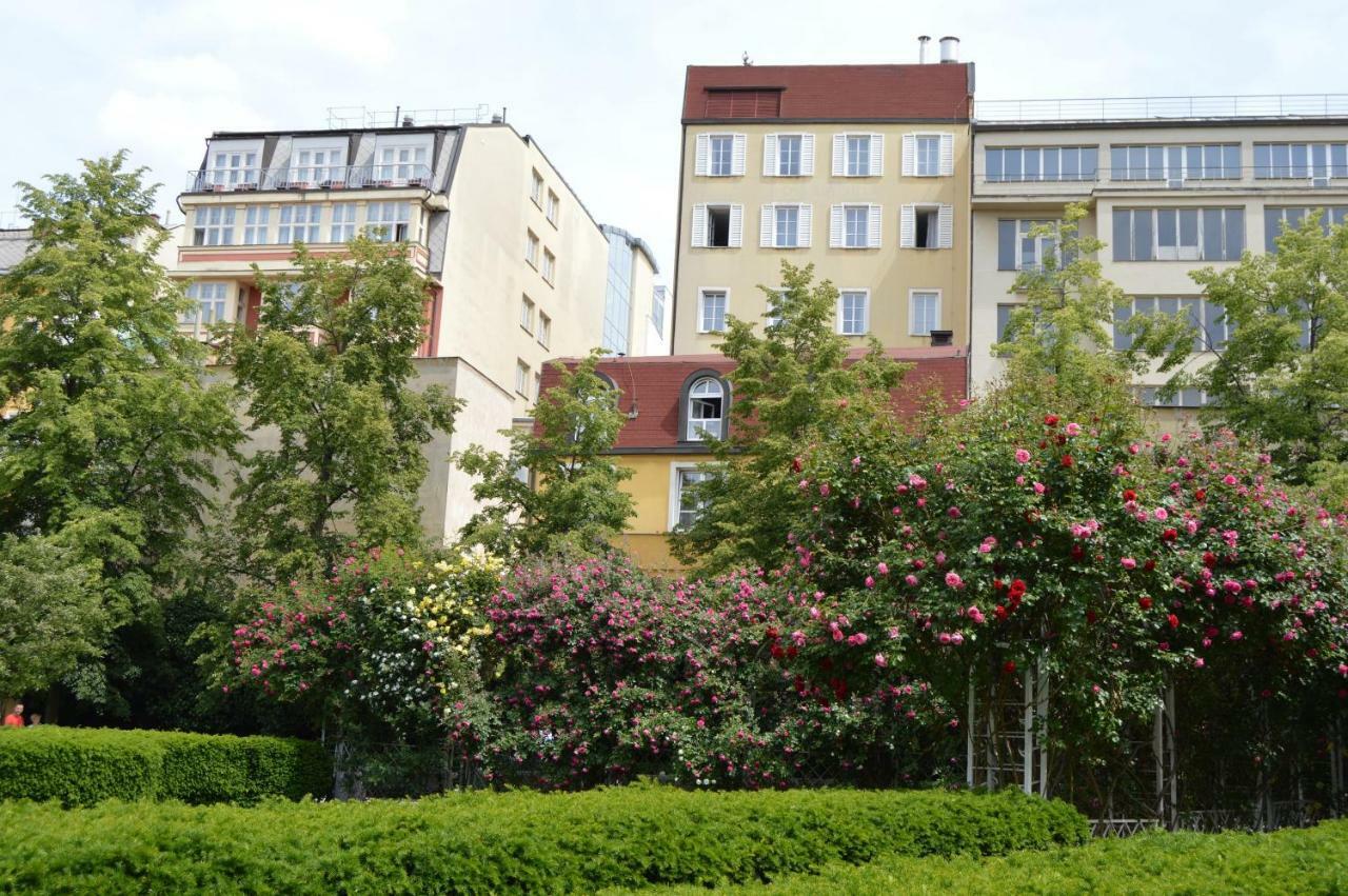 Adria 4* Prague